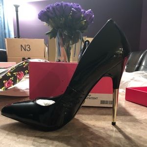 Betsey Johnson shoes